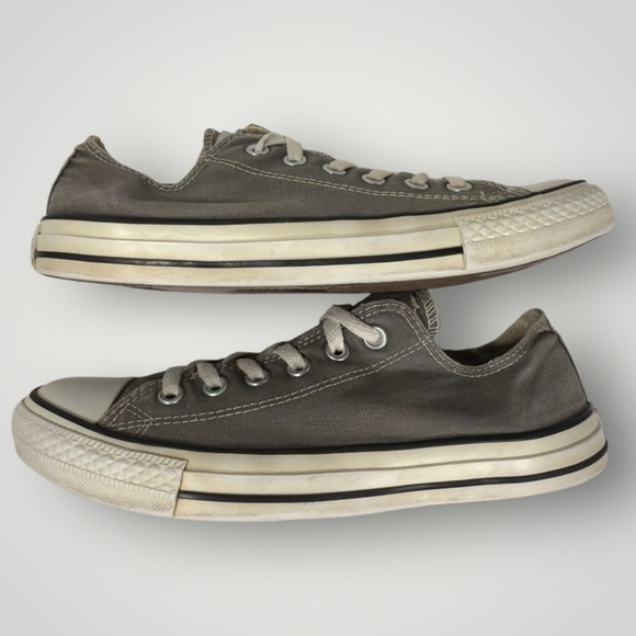 Converse All Star size 10 women’s and 8 men’s. - Picture 4 of 7